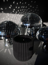 Load image into Gallery viewer, NOIR no. 02